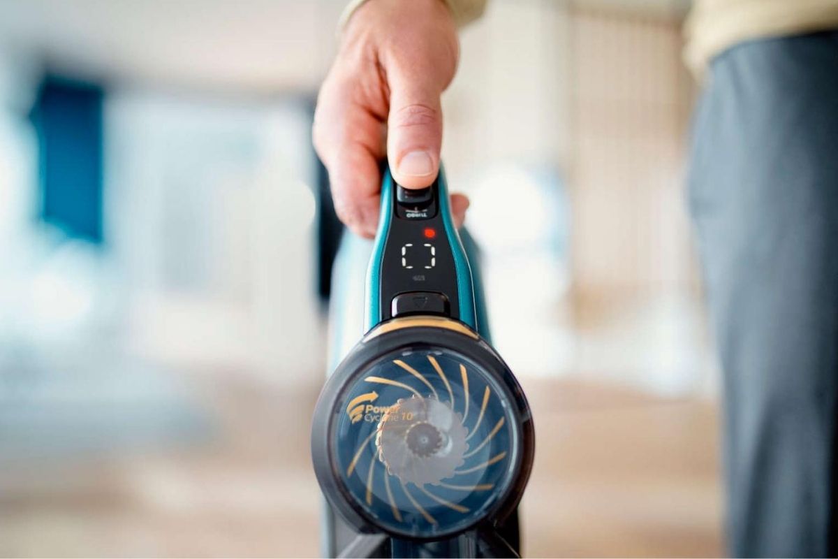 v&yacute;konn&yacute; vysavač