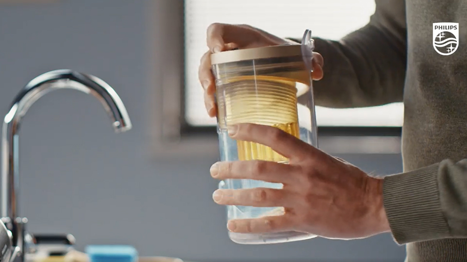 Či&scaron;těn&iacute; n&aacute;doby vysavače