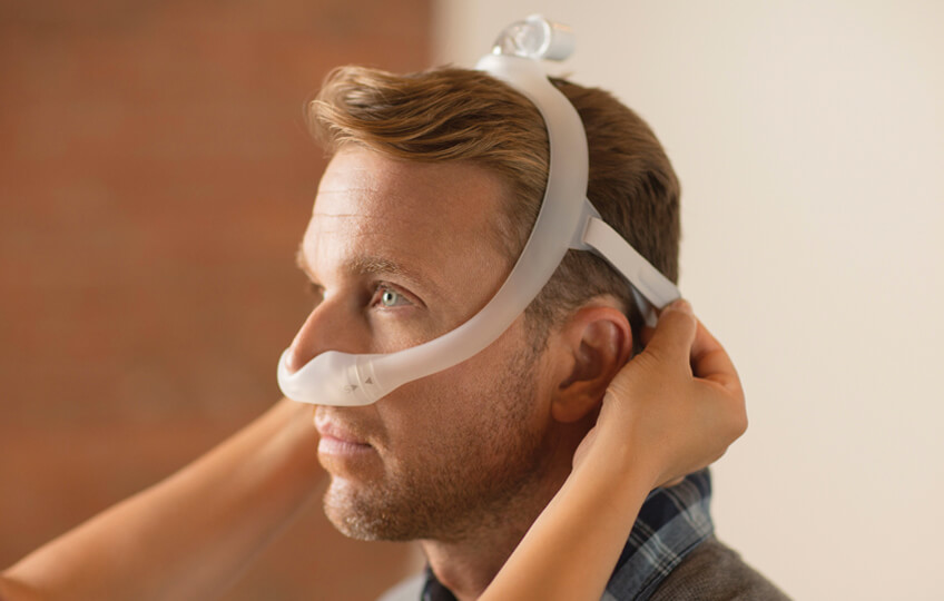 Nasal: krok&nbsp;4, původn&iacute; hlavov&yacute; up&iacute;nac&iacute; popruh