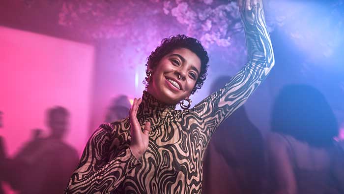 Ručn&iacute; napařovač oděvů Series 7000