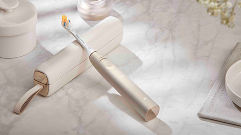 Prvn&iacute; použit&iacute; kart&aacute;čku Sonicare 9900 Prestige