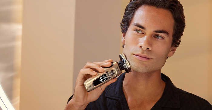 Fr&eacute;zkov&yacute; holic&iacute; strojek