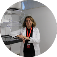 Dr. Julia Camps
