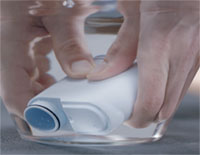 Vyjmut&iacute; filtru AquaClean z&nbsp;obalu