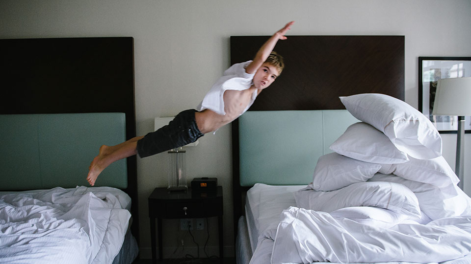 Pr&aacute;vě na hotelov&eacute;m televizoru uhr&aacute;l nejvy&scaron;&scaron;&iacute; sk&oacute;re.